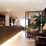 Hotel Iris