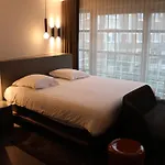 Iris Hotel 4*
