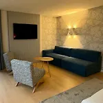 Iris Hotel
