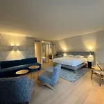 Hotel Iris