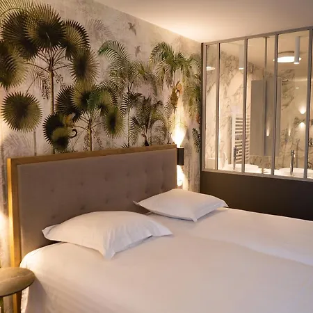 Otel Iris