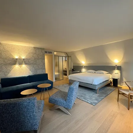 Otel Iris