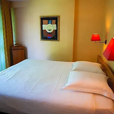 Iris Hotel De Panne